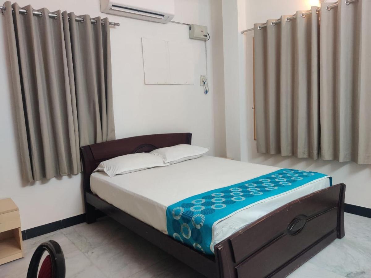 Roshini Serviced Guest house 2*