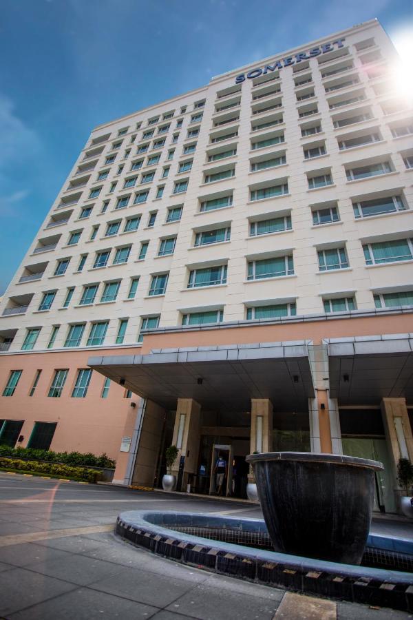 Apartment Somerset Greenways *