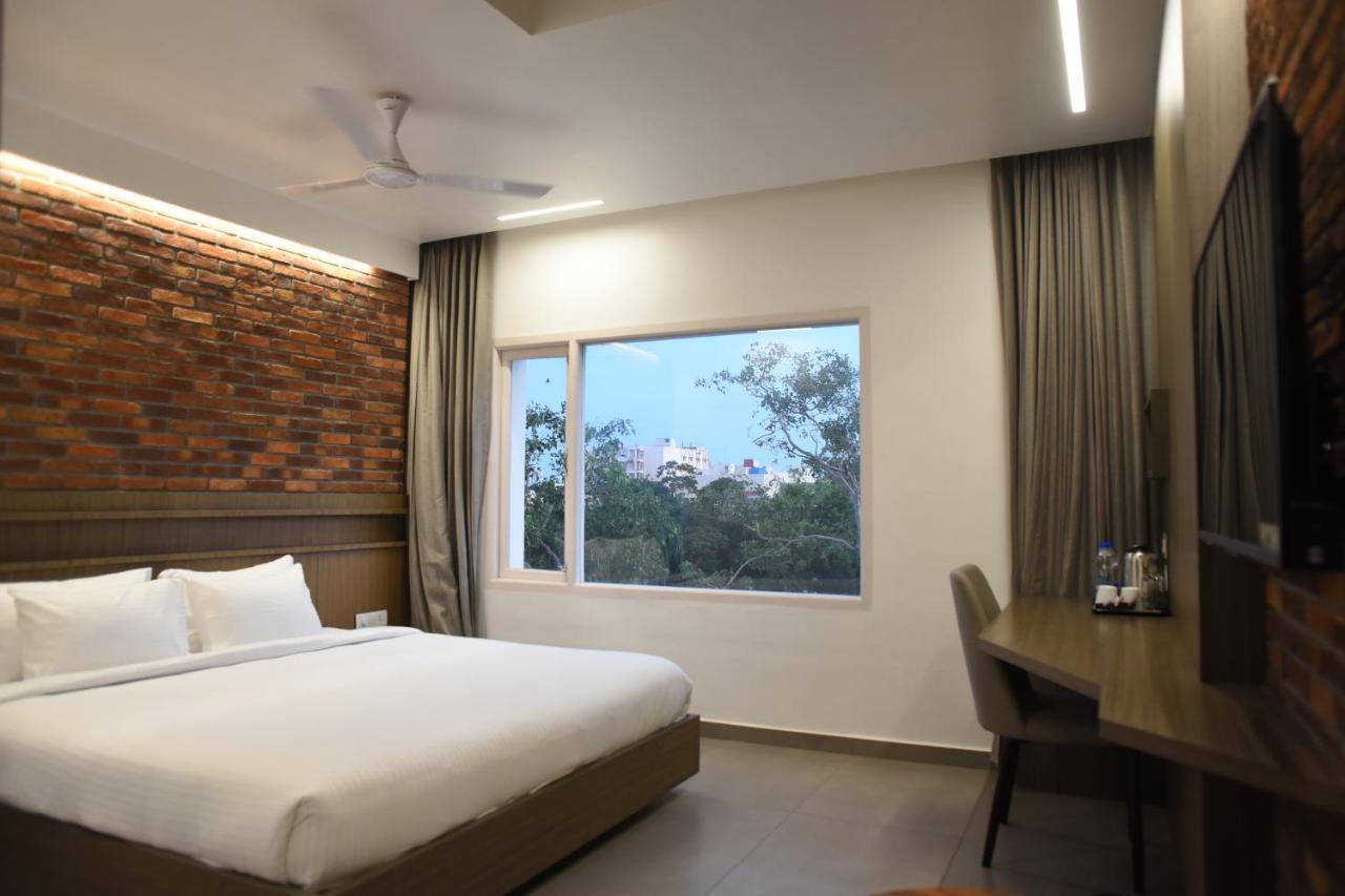 Hotel Rathna Residency - Near Us Consulate Chennai