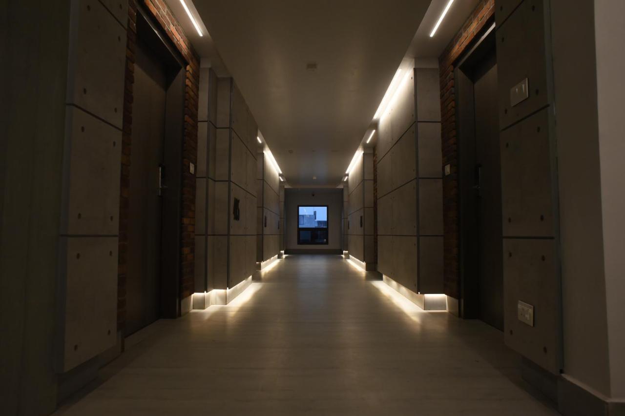 Hotel Rathna Residency - Near Us Consulate *