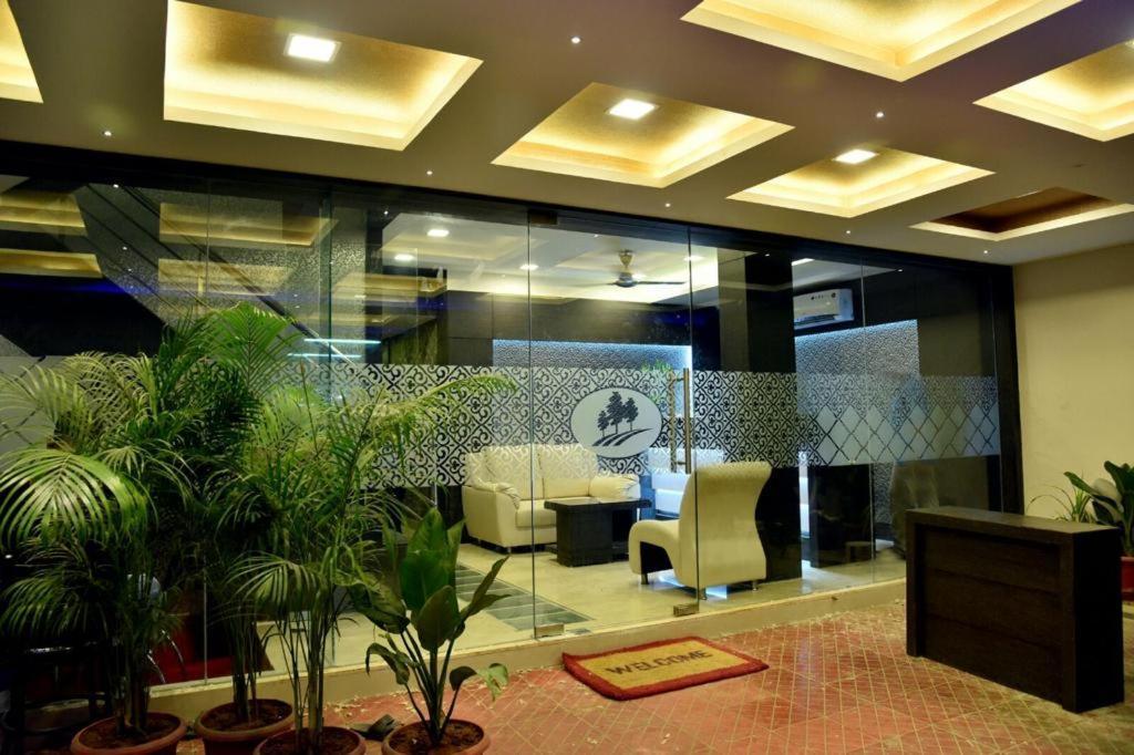 Pine Tree Boutique 3* Chennai