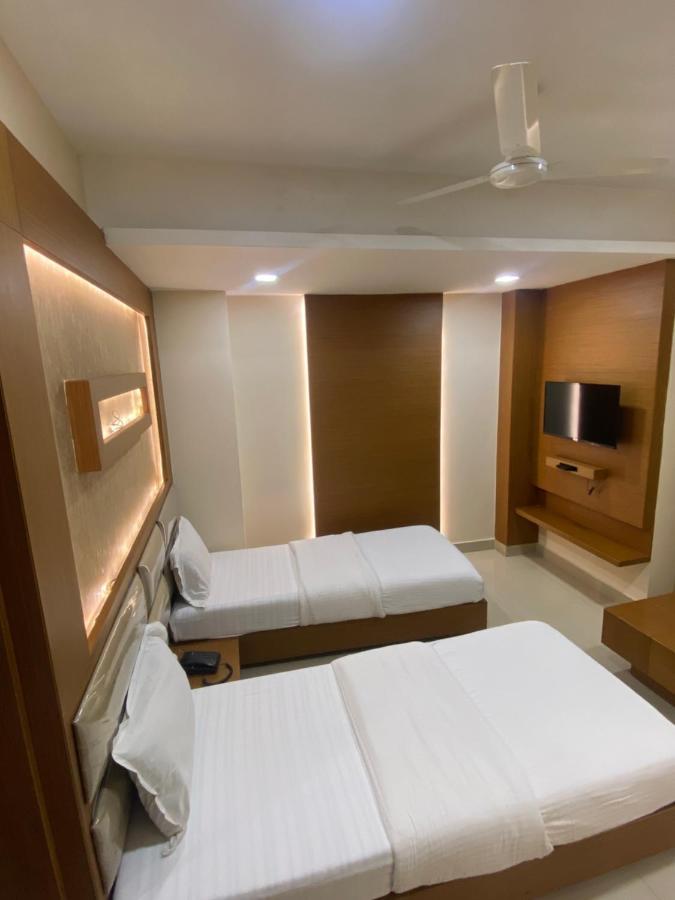 Hotel Greens - Business Class - Opposite Ripon Building Chennai