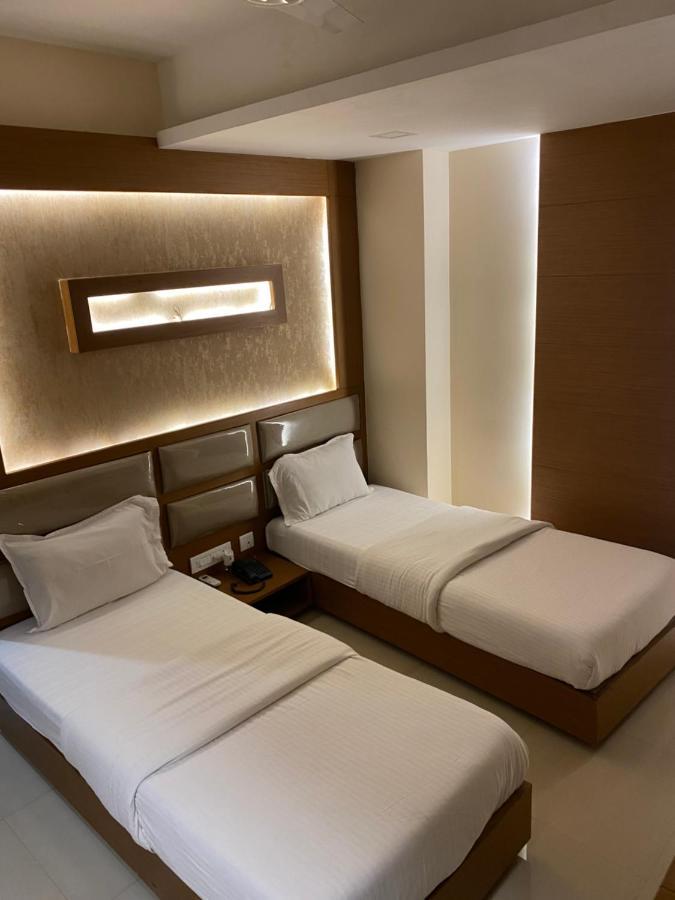 Hotel Greens - Business Class - Opposite Ripon Building Chennai