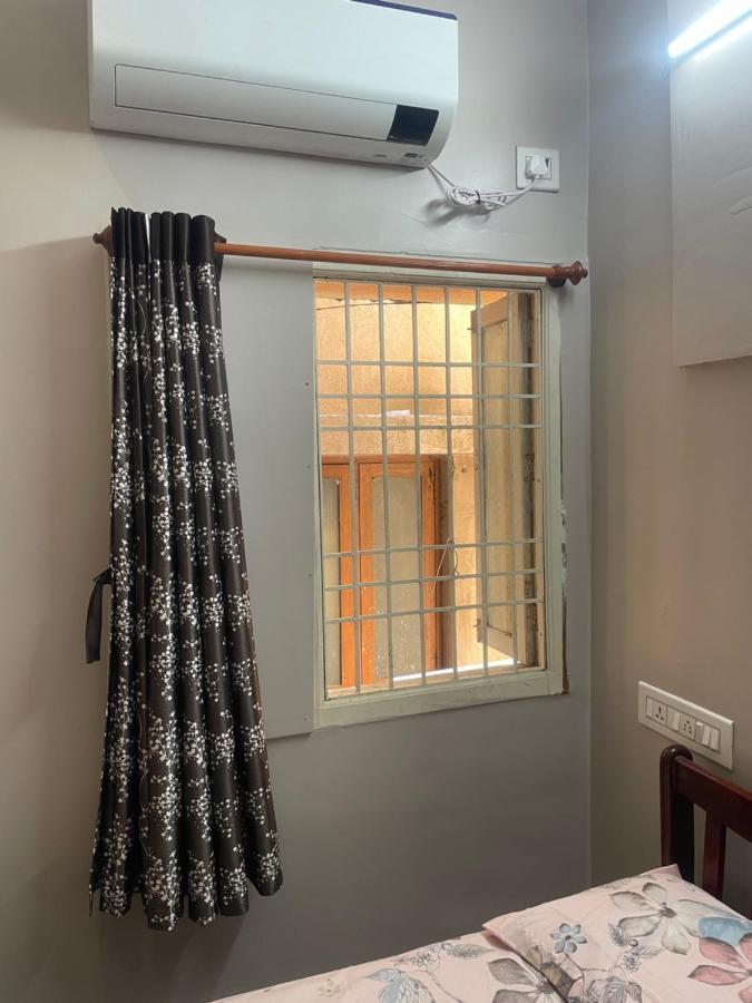 Vinoth Service Apartment Chennai