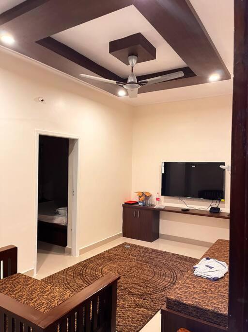 Izi Airport Apartamento Chennai
