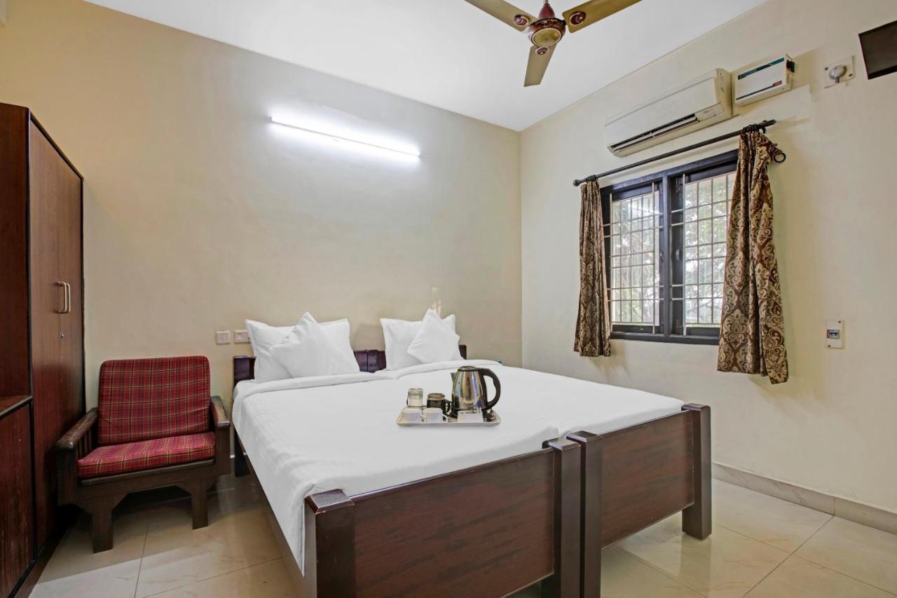 Townhouse 834 Jp Paradise Near Pvr Cinemas Skywalk 4*
