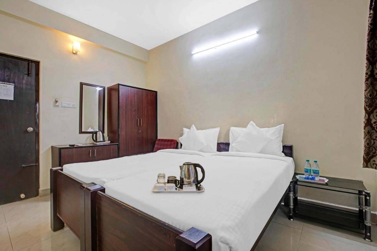 Townhouse 834 Jp Paradise Near Pvr Cinemas Skywalk 4* Chennai