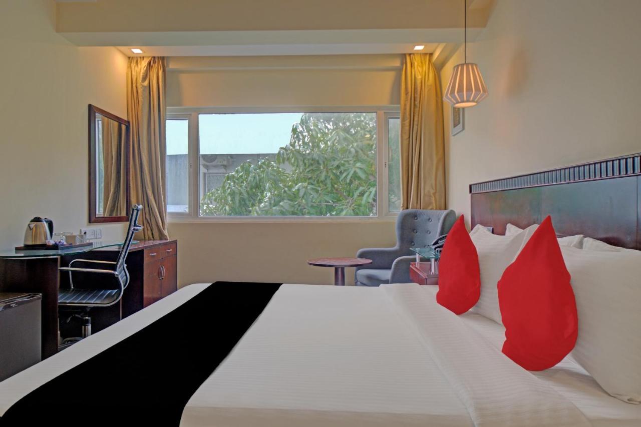 Townhouse 515 Iris T Nagar Near Shri Ayyappan Temple Hotel 3*