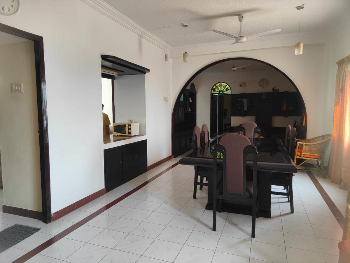 Kapsstone Homestay- &rooms Near Apollo &shankara Nethralaya Hospitals -greams Road Pangsapuri