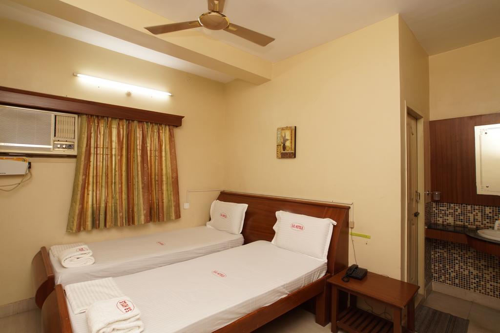 S.r.ashwin Residency Guest house *