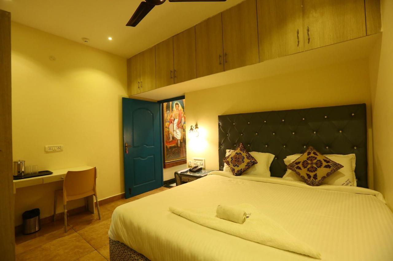 Hotel Zingle Airport 3*