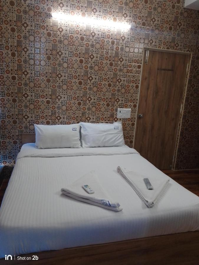 Season 4 Residences - 1bhk Furnished Apartment *