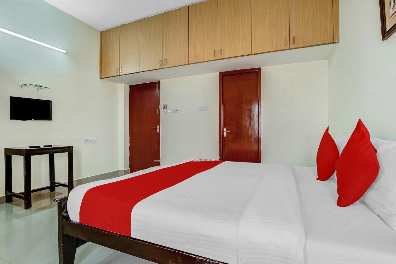 Hotel Super Oyo O Jeyam Residency 3*