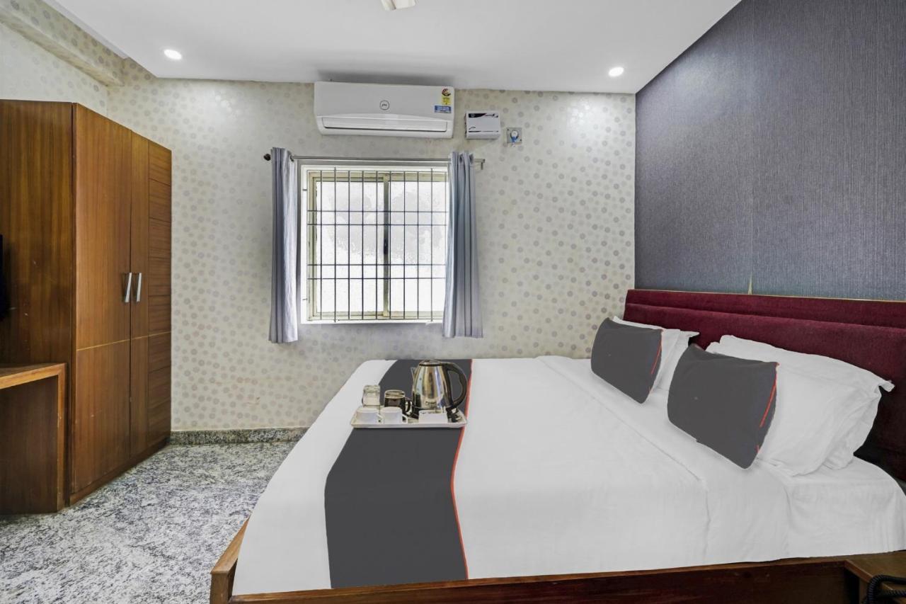 Collection O 85448 Inn14 Omr Hotel 3*