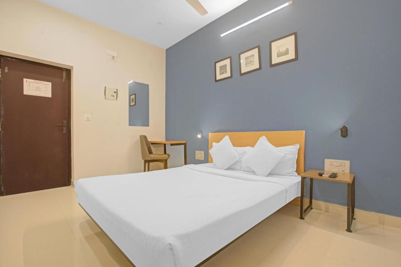 Hotel Super Collection O Silver Key Executive 3*