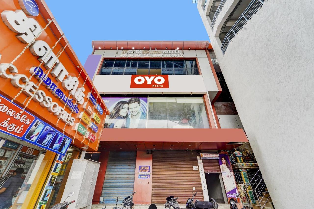 Hotel O Jayam Residency Tiruvottiyur Near Tiruvottriyur Theradi Metro Station 3*