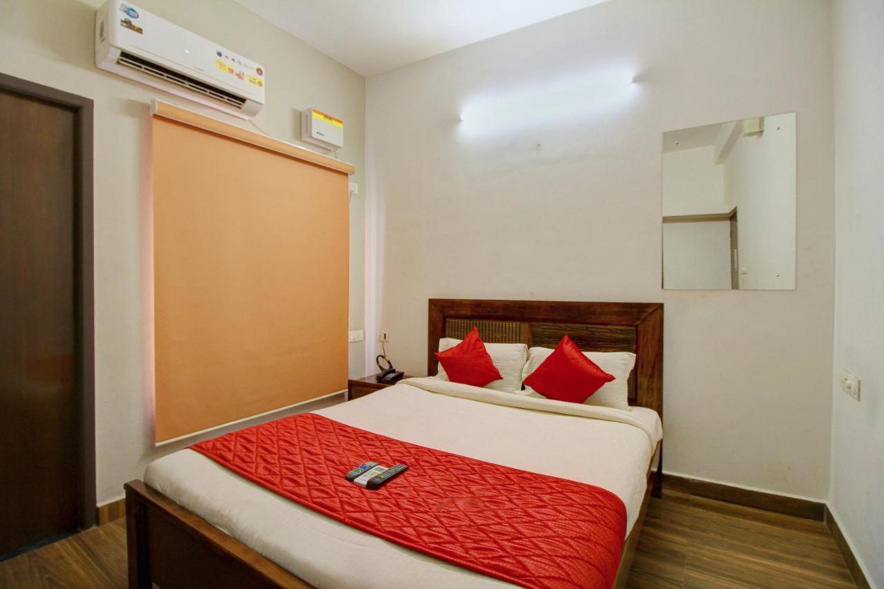 Guest house Hotel O Dakshin Stays Mogappair