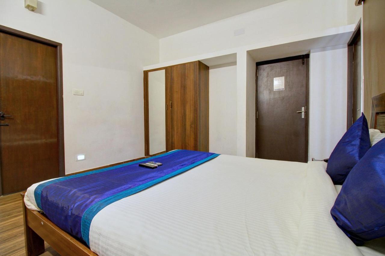 Hotel O Dakshin Stays Mogappair 3*