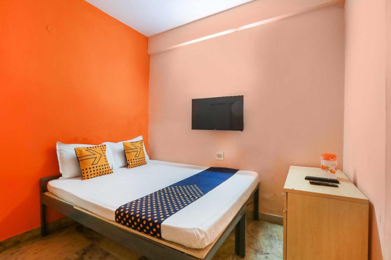 Spot On Annai Near Marina Hotel 3*
