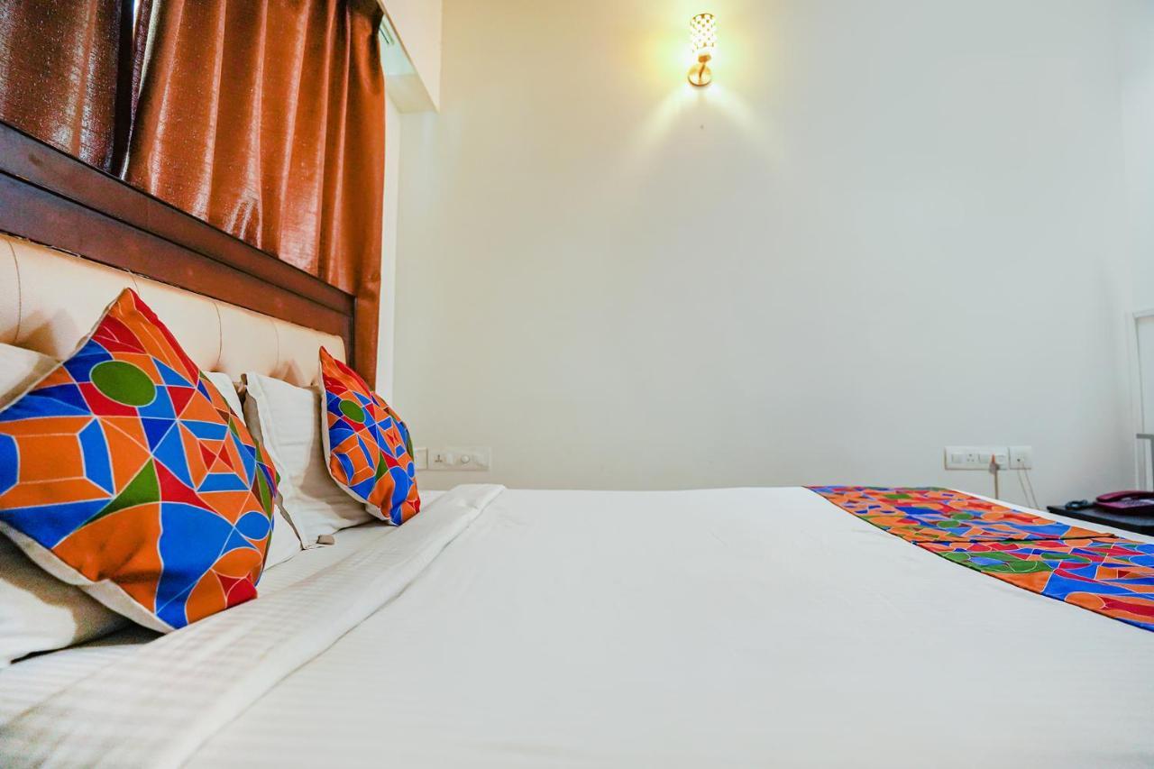 Fabhotel Tree Service - Nr Anna Tower 3* Chennai