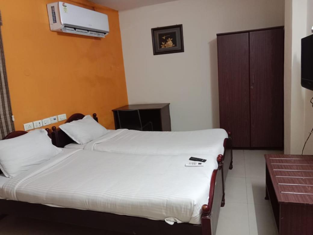 Guest house Guindy *