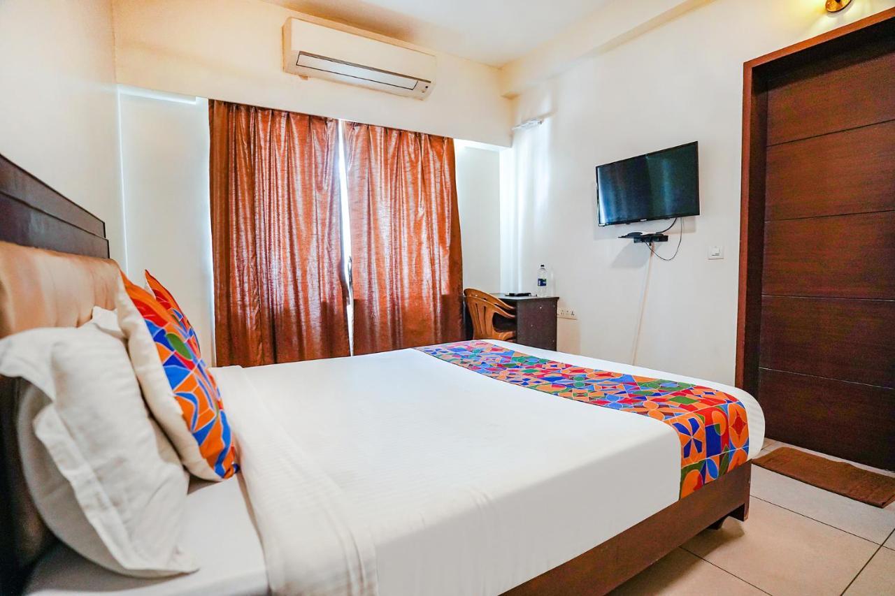 Fabhotel Tree Service - Nr Anna Tower 3*