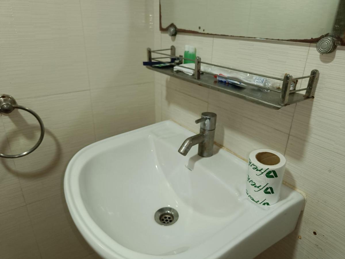 Gt Grande Hotel-near Us Consulate * Chennai