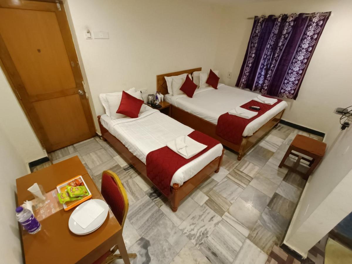 Gt Grande Hotel-near Us Consulate * Chennai