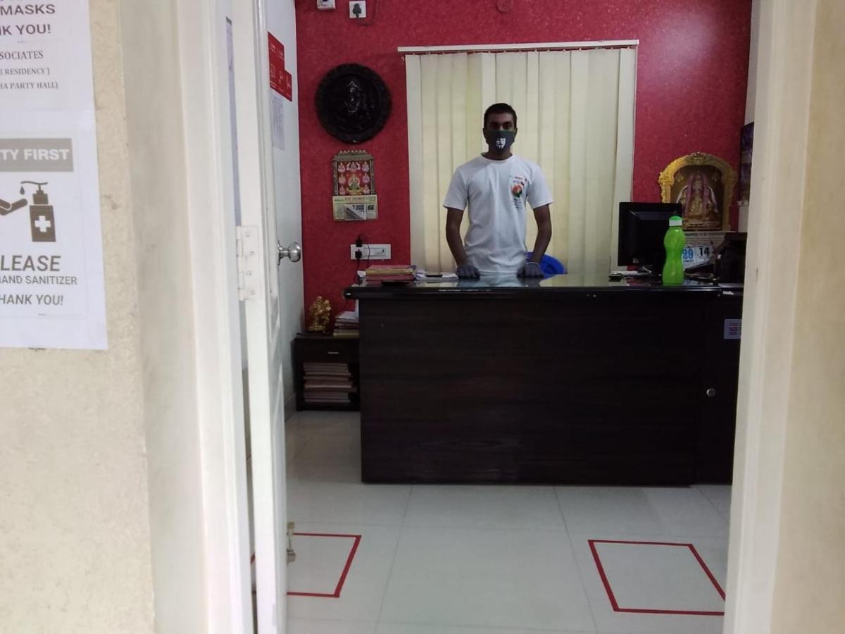 Oyo Flagship Lakshmi Residency