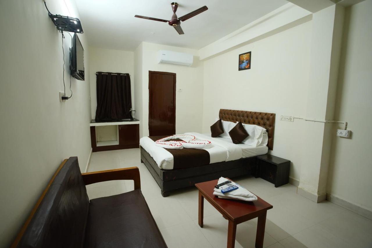 Hotel Ganesh 3*