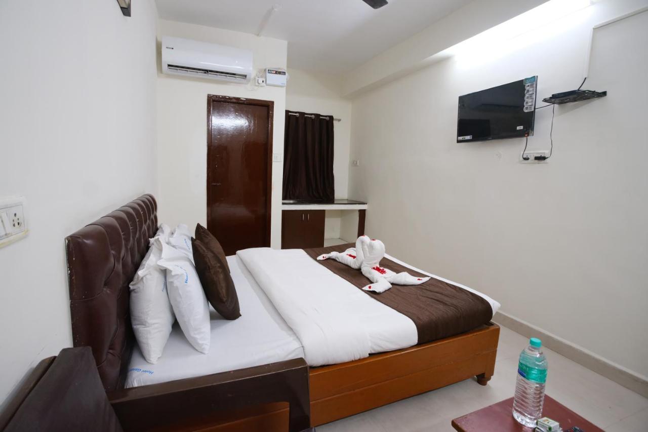 Ganesh Hotel