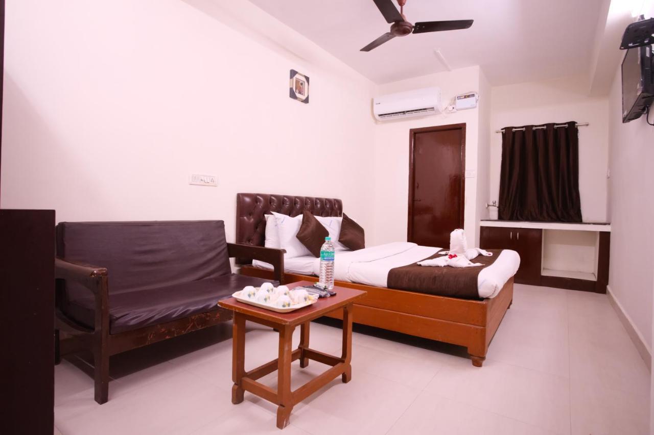 Ganesh Hotel
