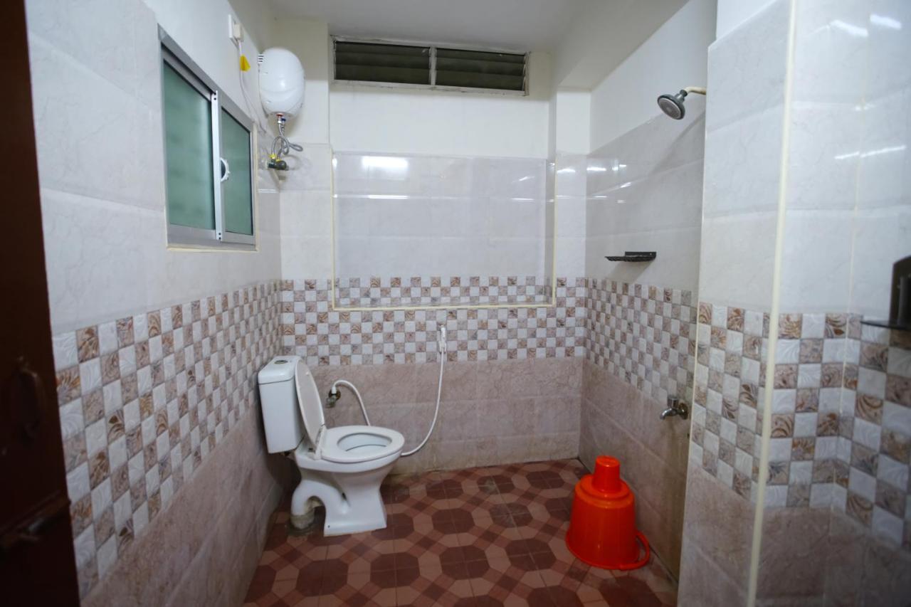 Ganesh Hotel
