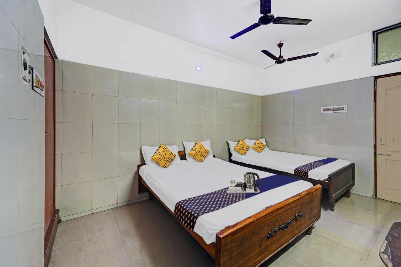 Hotel Spot On New Golden Star Near Thirumangalam Metro Station Chennai