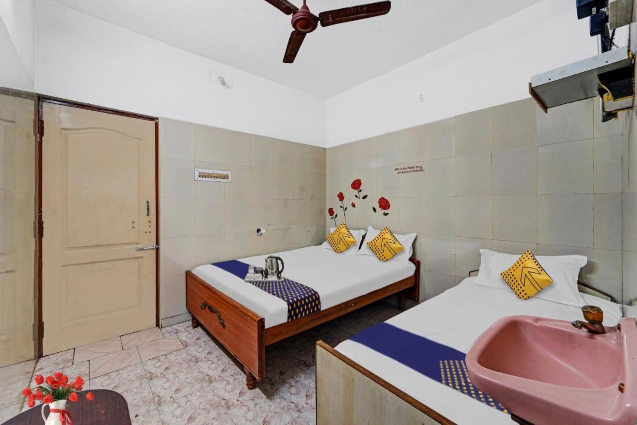 Hotel Spot On New Golden Star Near Thirumangalam Metro Station 3*