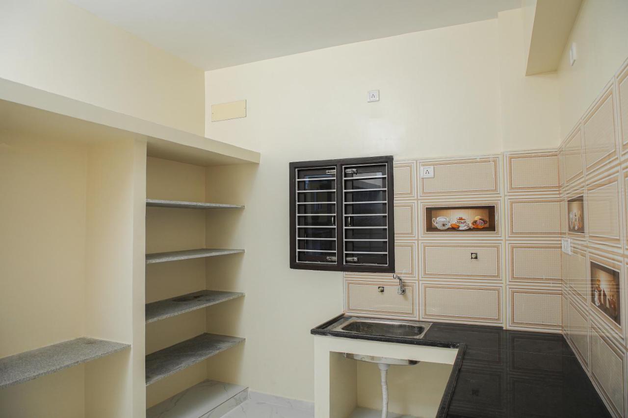 Redstone Service Apartment-tnagar Near Usconsulate Apartment