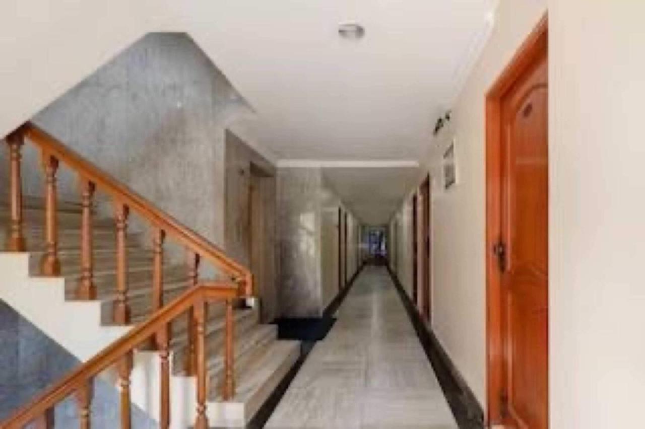 Collection O 81235 Golden Tower Chennai