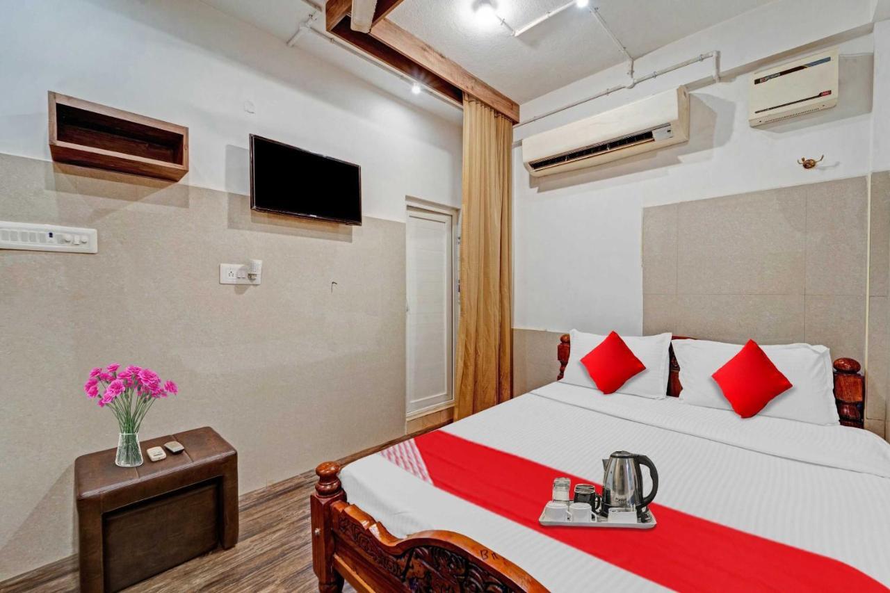 Hotel Oyo 81287 Empire Chennai