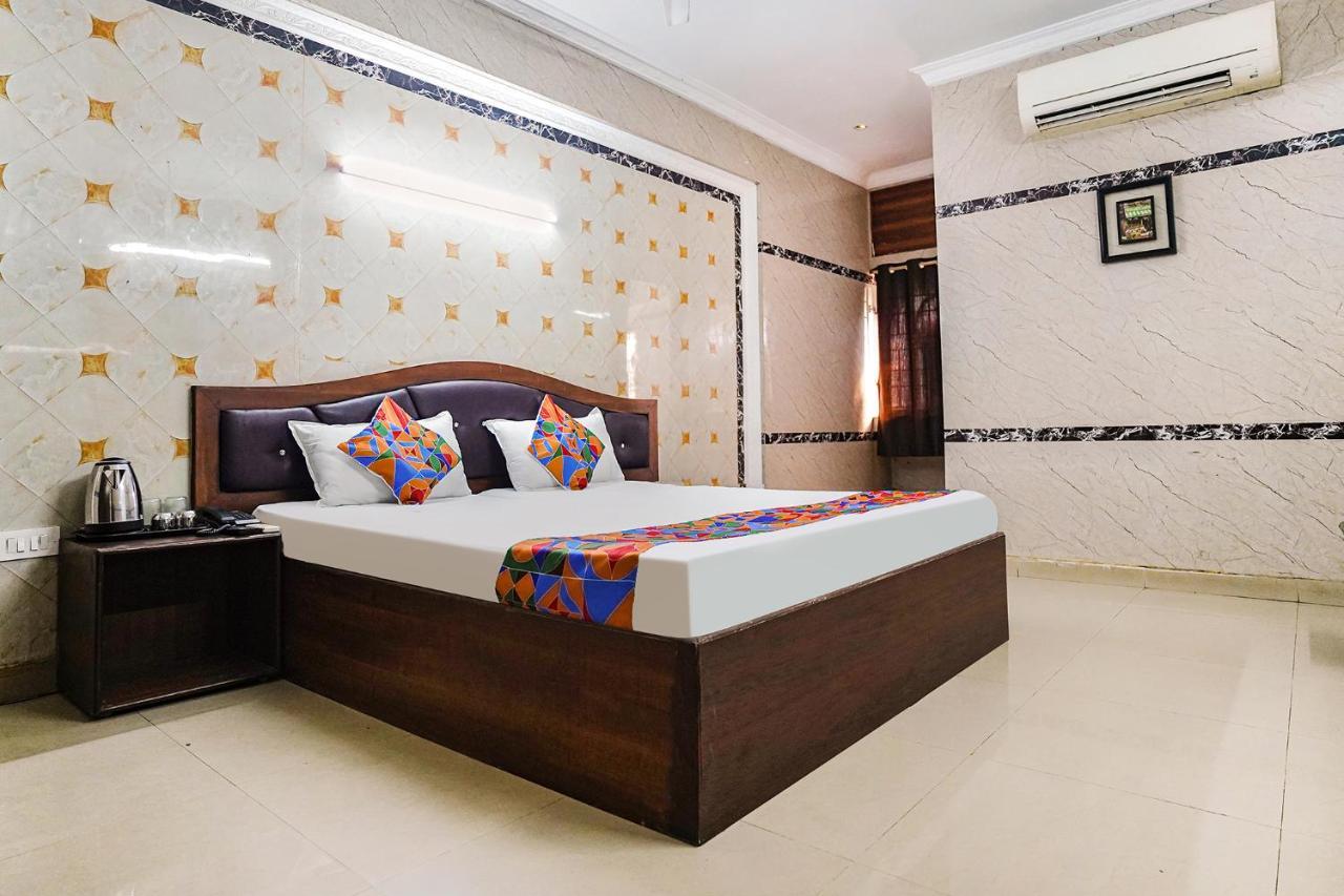 Fabexpress Le Royal Hotel Chennai