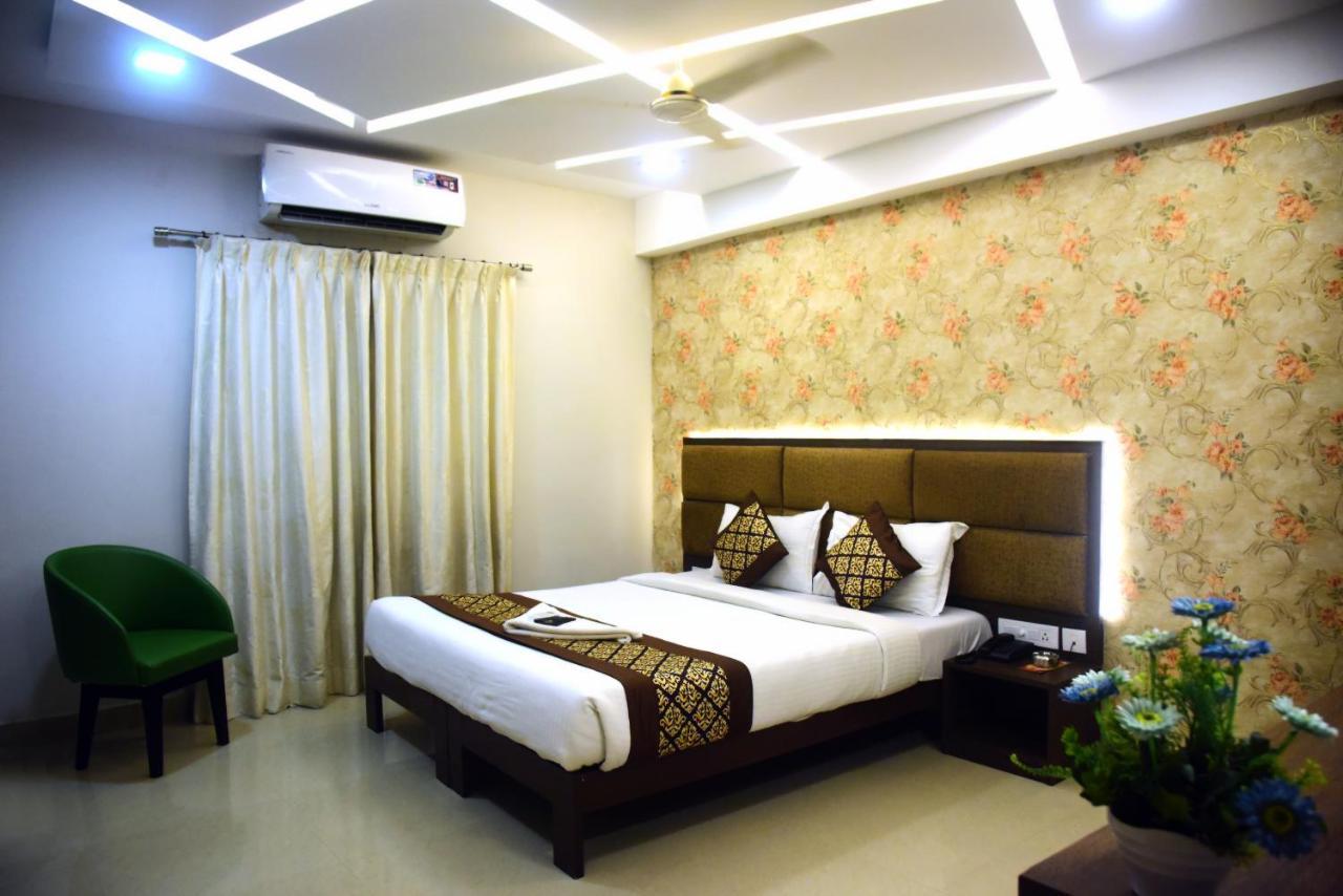 Pine Tree Signature Hotel 3*