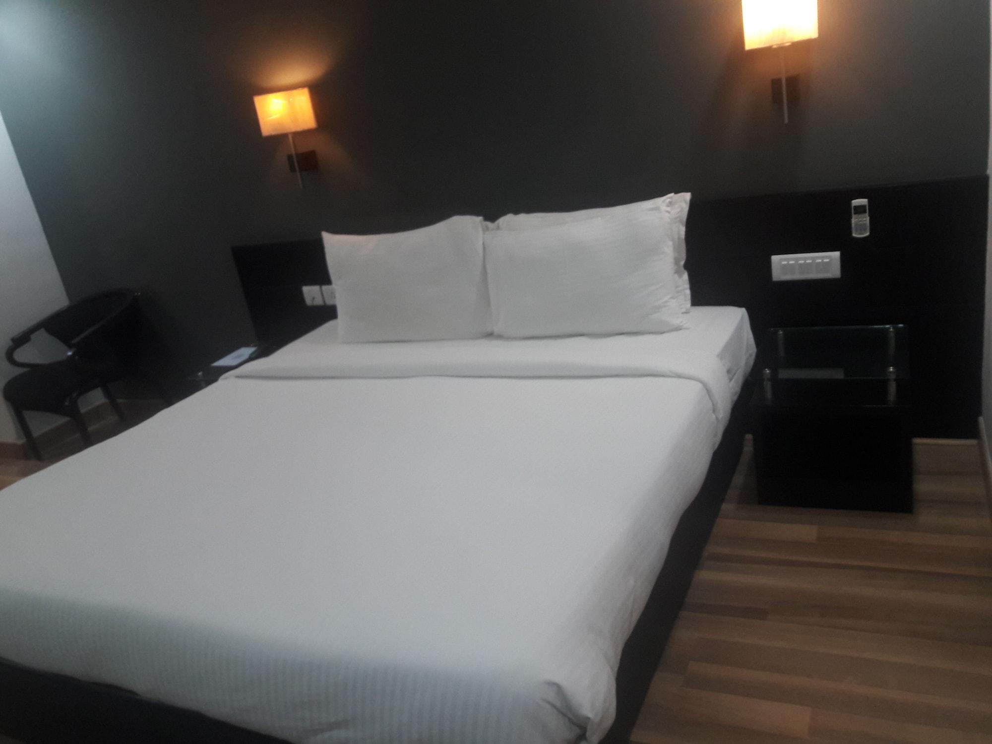 Esthell 3* Chennai