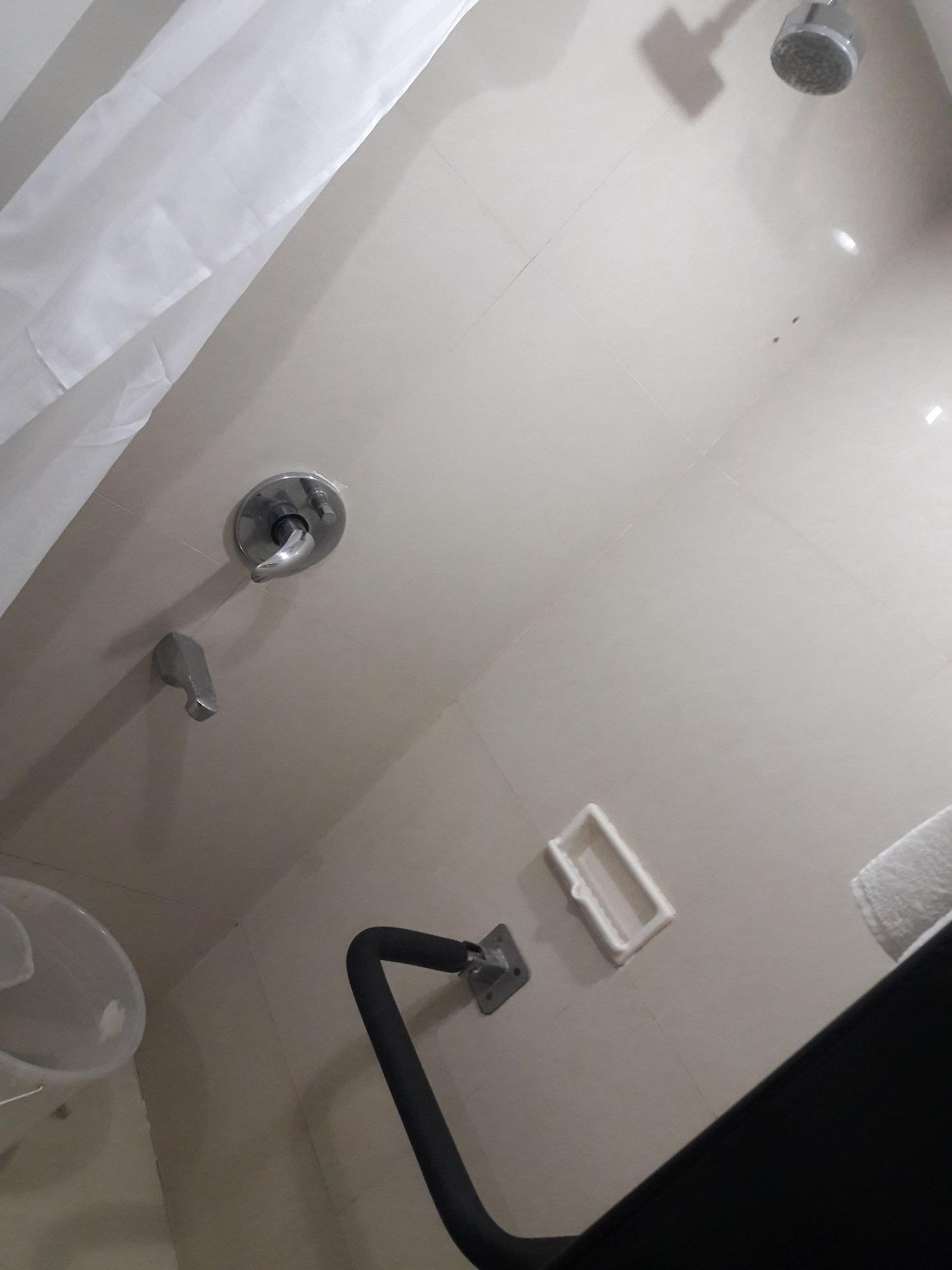 Esthell Hotel Chennai