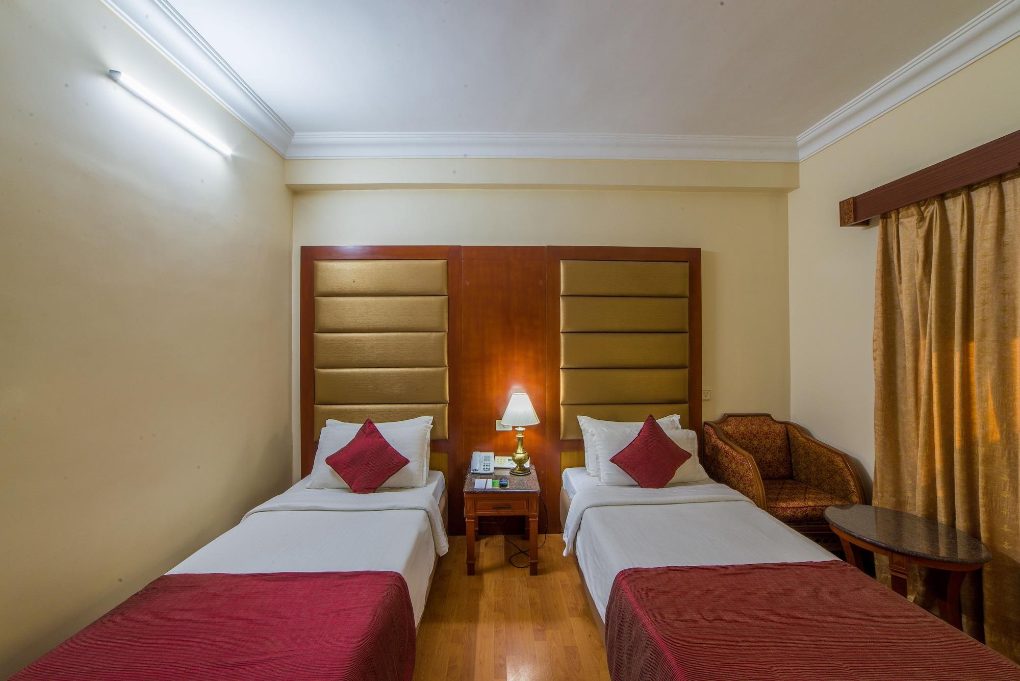 Raj Park Hotel