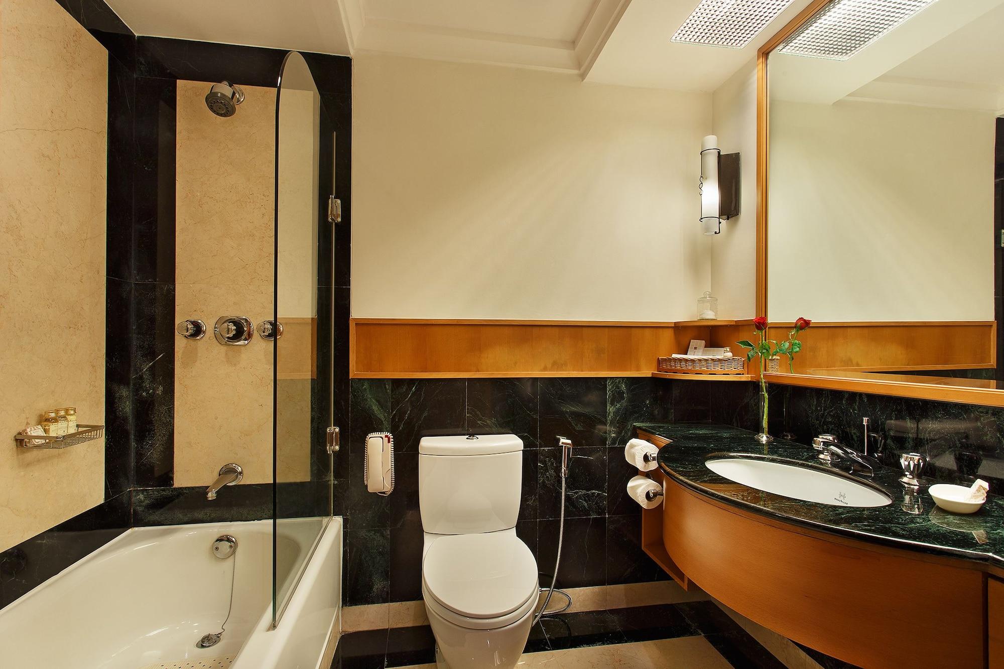 Hotel Trident