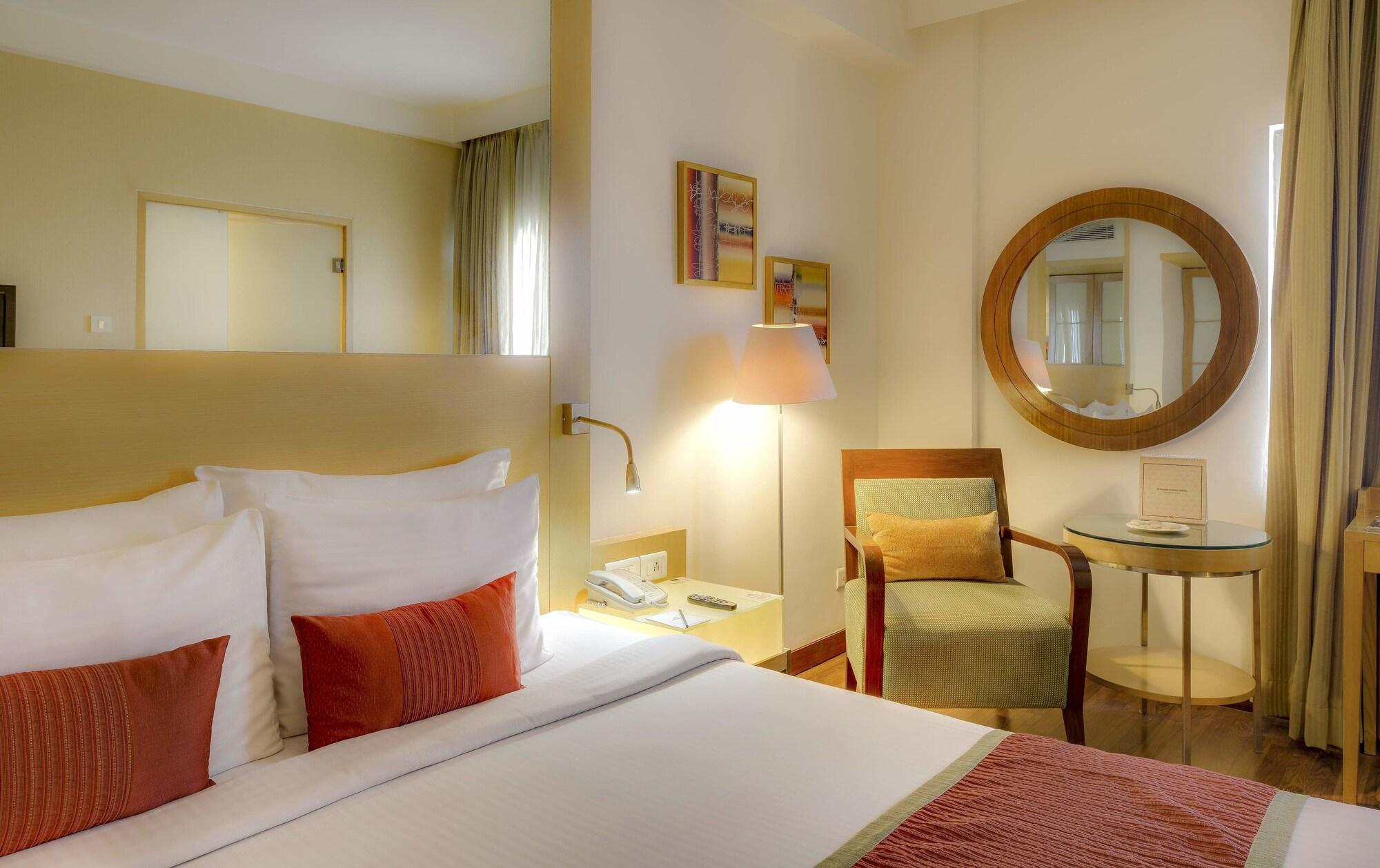 Pride Hotel, 4*