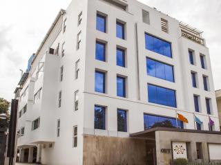 H 3* Chennai