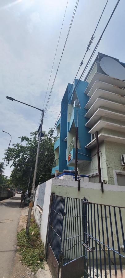 Stayz - T Nagar Hotel