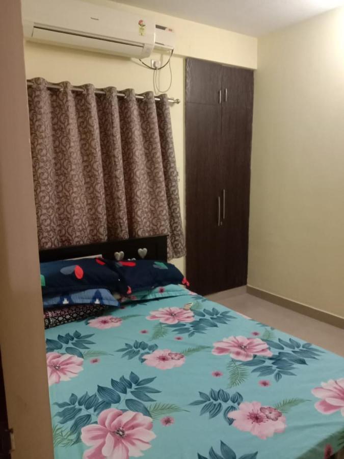 Ramaniyam Chaitanya Appartments Nerkundram Near Koyambedu Market