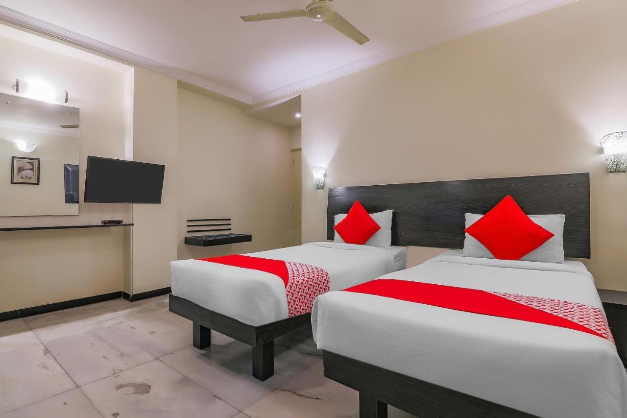 Elite Suites Mount Road Hotel *