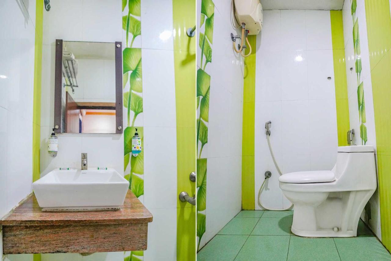 Hotel Super Oyo Collection O 81169 Lloyds T Nagar Chennai